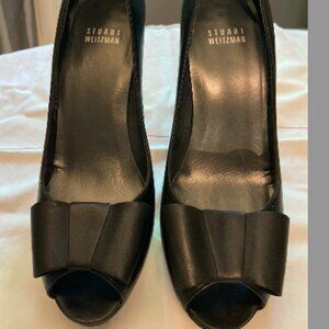 Stuart Weitzan Bowright heel in Black Nappa